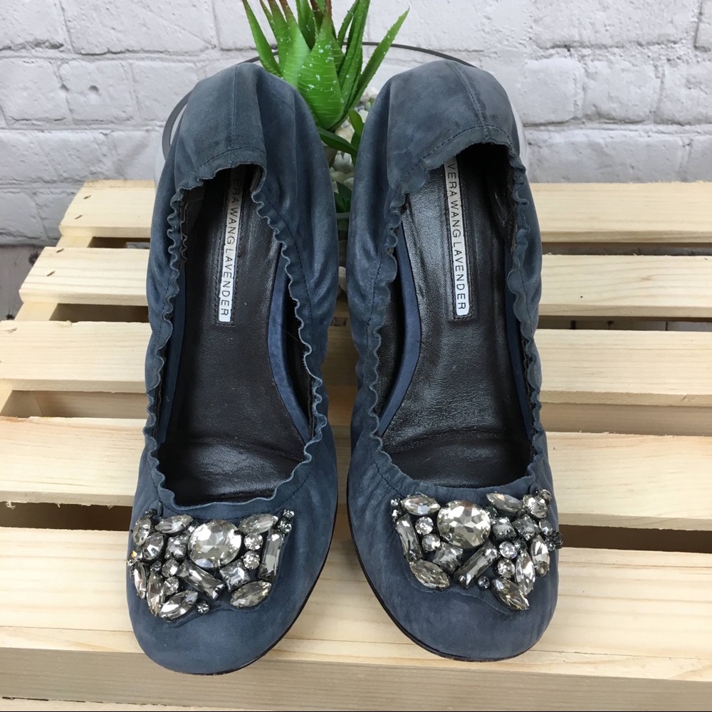Vera Wang Lavender Flats Sz 7